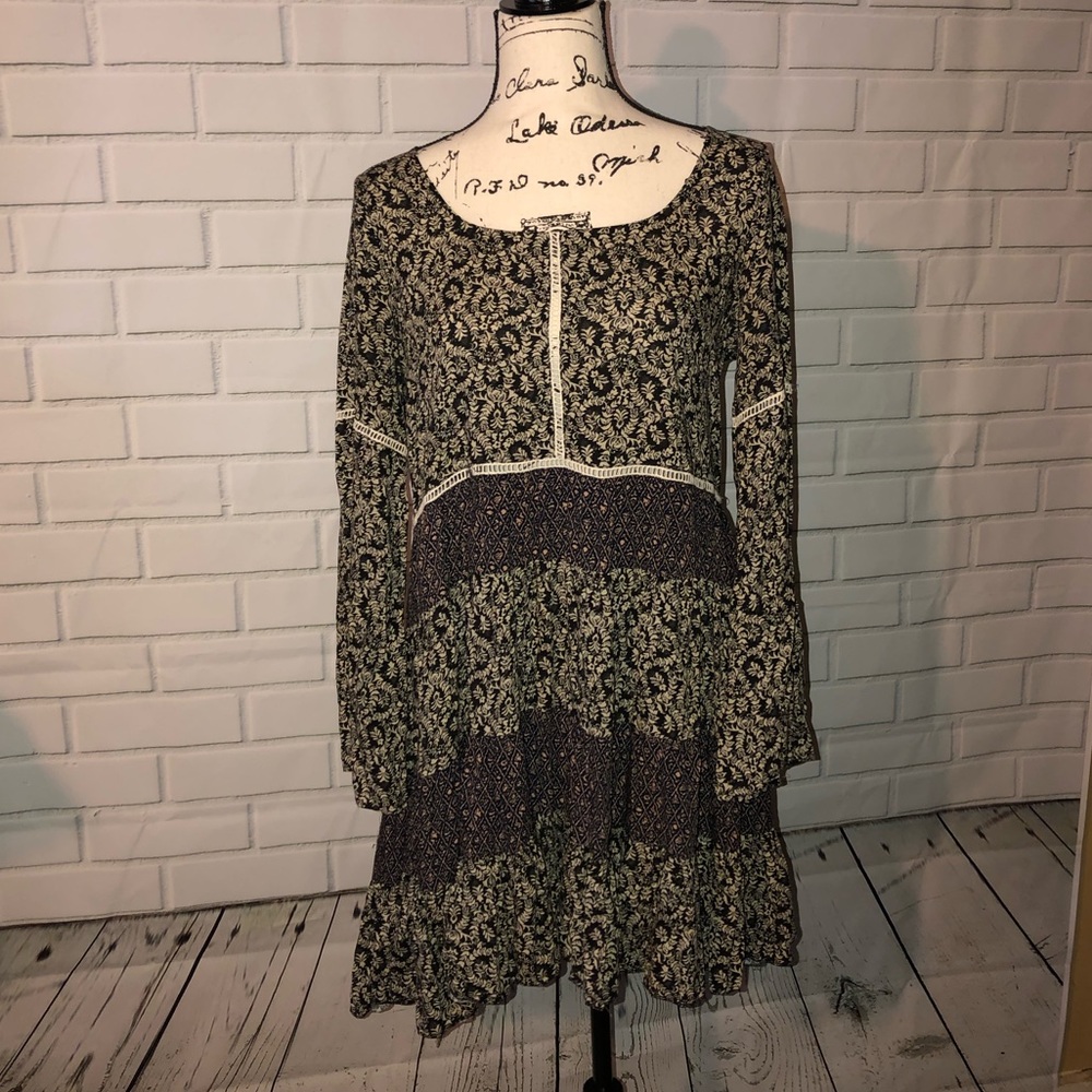 Easel Boho Dress Size M